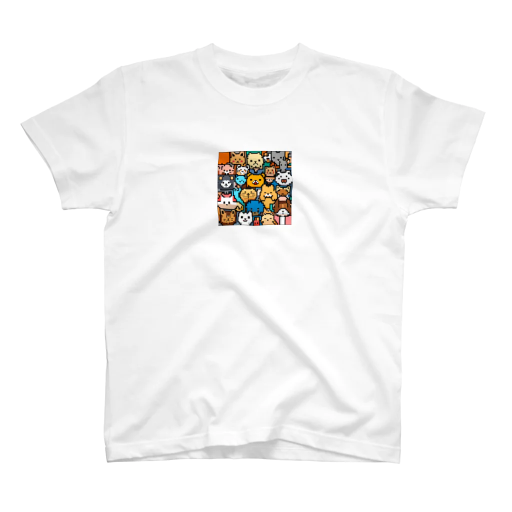 動物マニアのドット絵ショップのドット絵の可愛い動物たち Regular Fit T-Shirt