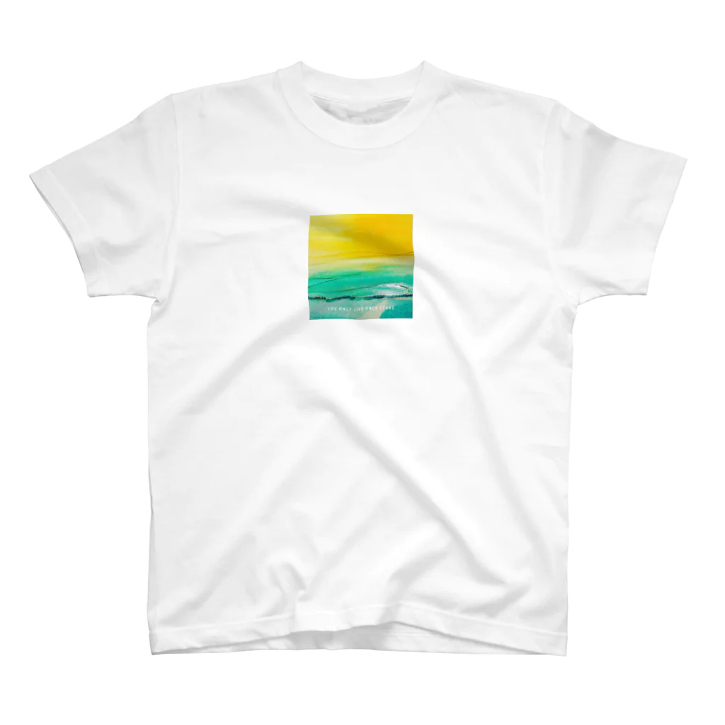 YOLOS（ヨーローズ）のチームYOLOSグッズ Regular Fit T-Shirt