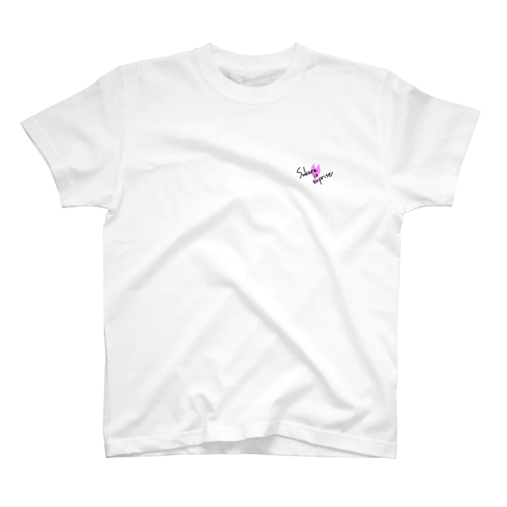 Sakura is surpriseのSakura is surpriseロゴ Regular Fit T-Shirt