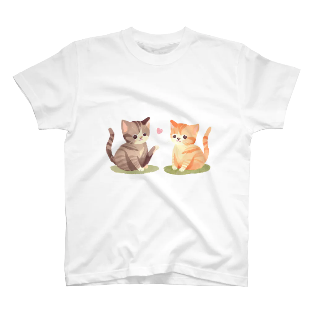 yukomoの子猫にメロメロ Regular Fit T-Shirt