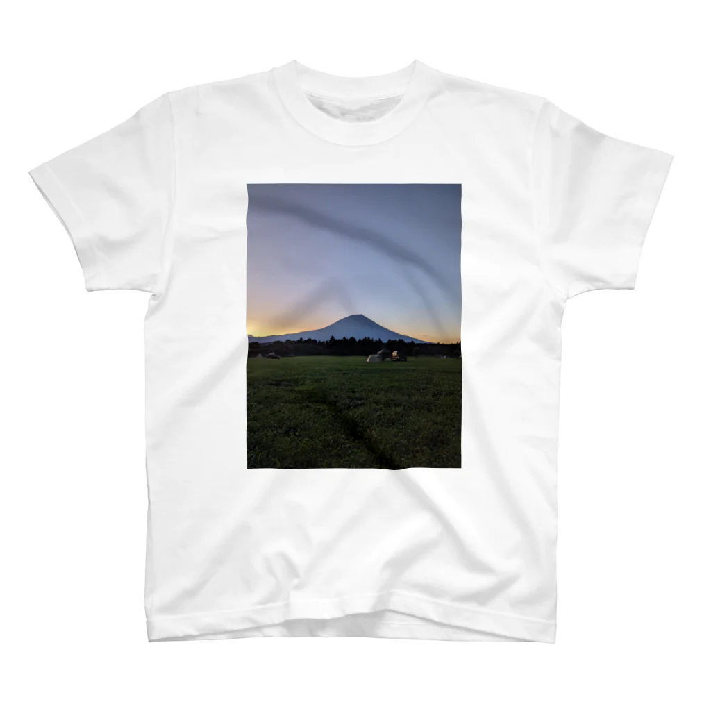 takuan-の朝の富士山 スタンダードTシャツ