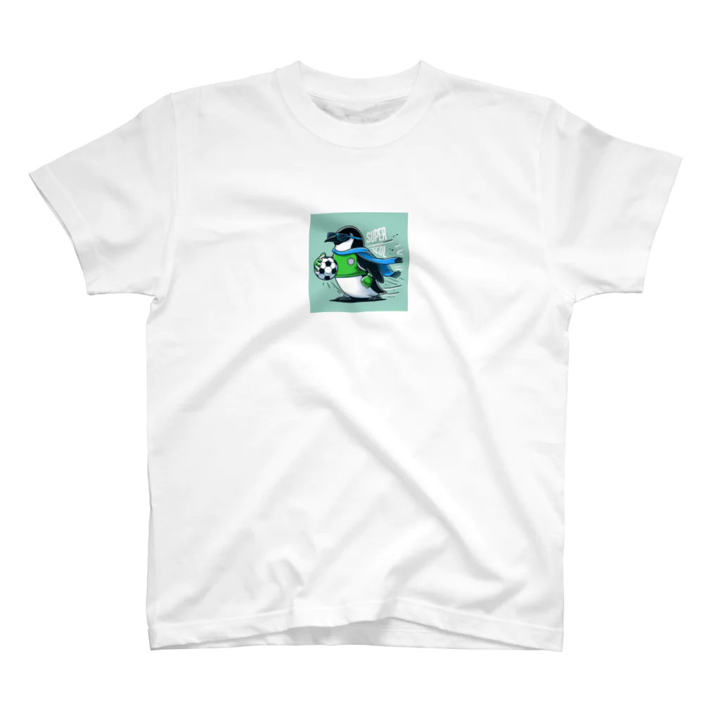 Innovat-Leapのペンギンがサッカーのゴールキーパー スタンダードTシャツ