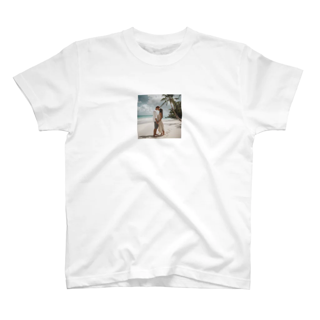 pondLeisurelyの南国の砂浜と恋人 Regular Fit T-Shirt