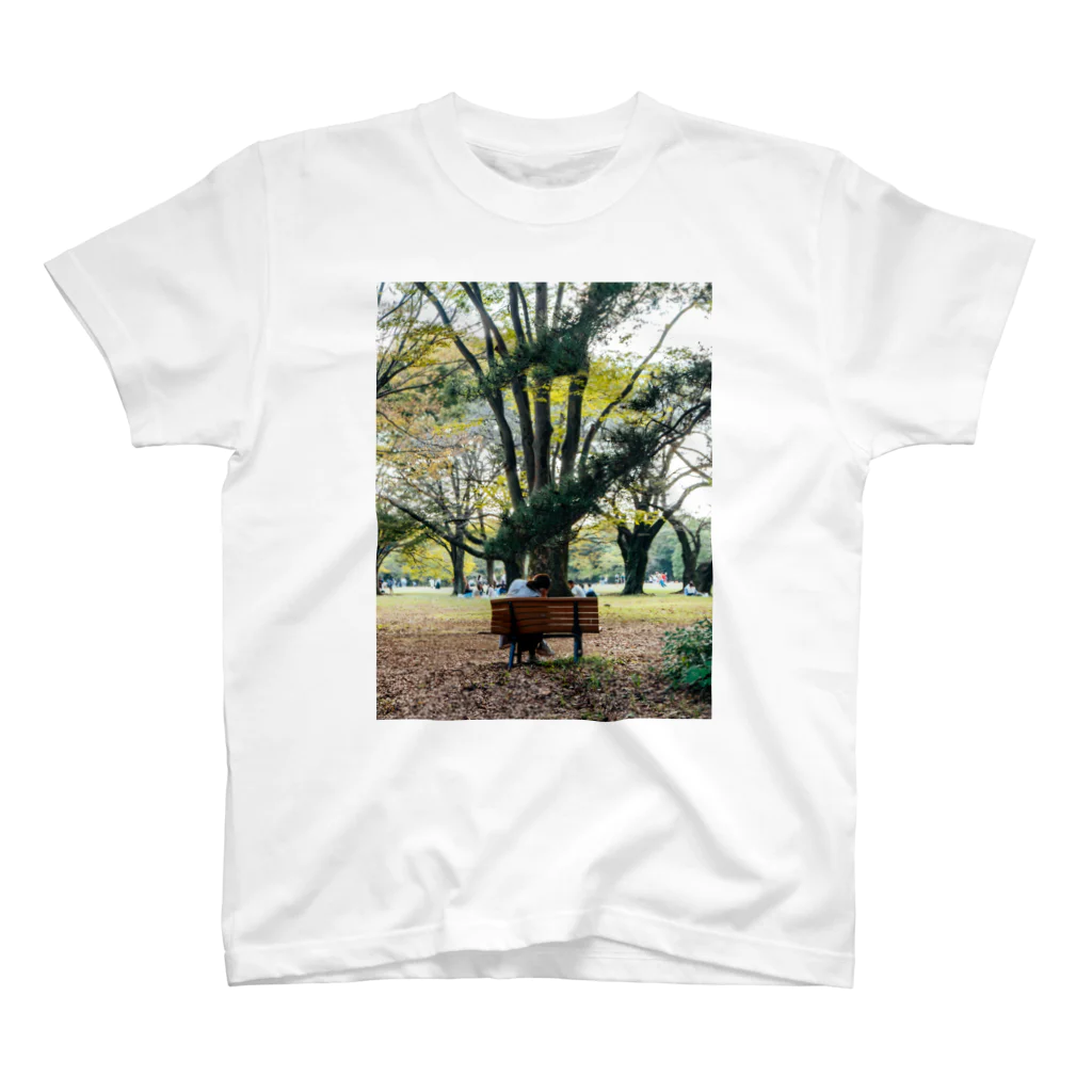 Akahige Photo-goodsのDaydreaming Regular Fit T-Shirt