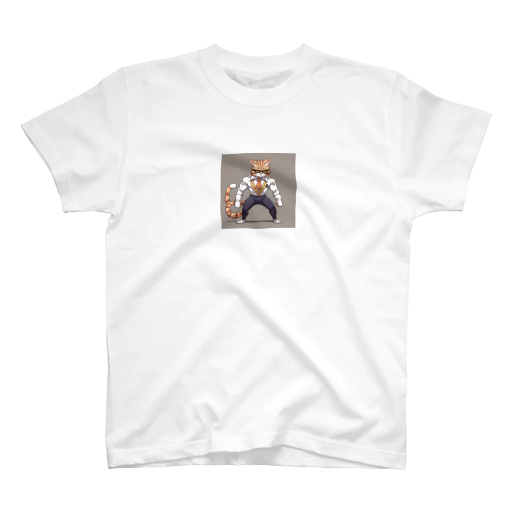 Innovat-Leapのネコサラリーマン Regular Fit T-Shirt