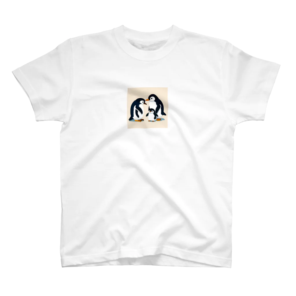kumatakoのペンギン親子 Regular Fit T-Shirt