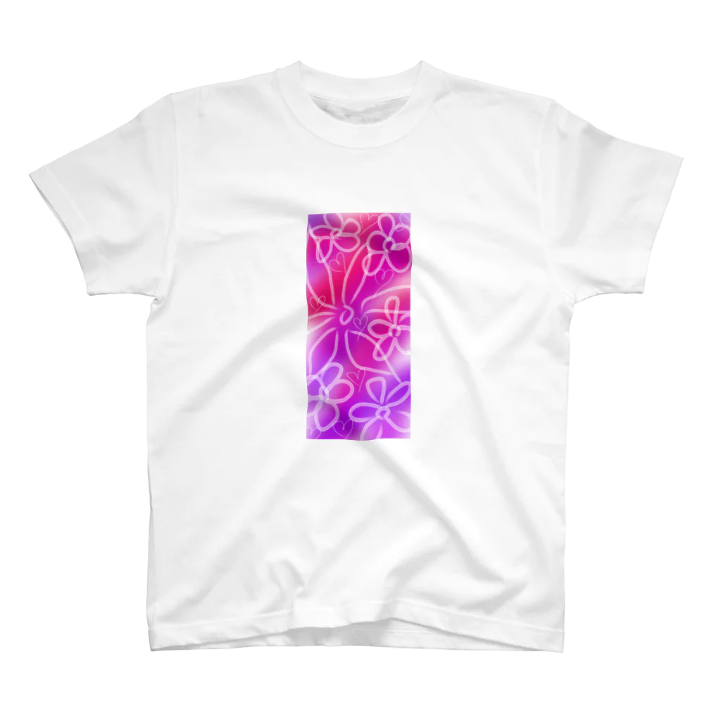 bell_chitanのピンクのお花 Regular Fit T-Shirt