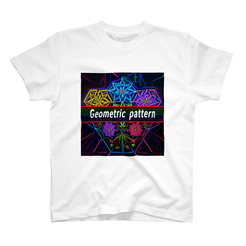 HirockDesignJapanの花の幾何学模様　Geometic pattern flower Regular Fit T-Shirt