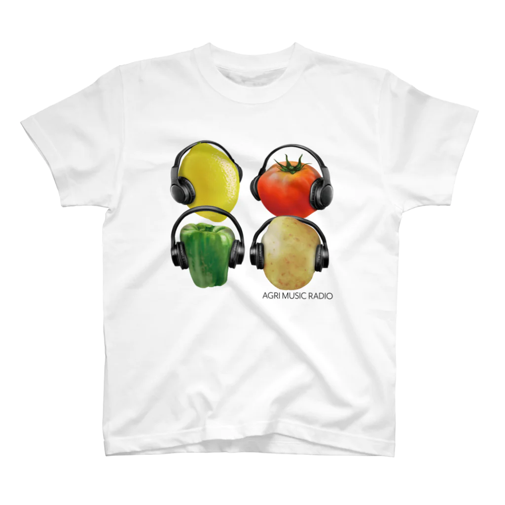 AgriMusicRadioのAgriMusicRadio アートワークデザイン Regular Fit T-Shirt