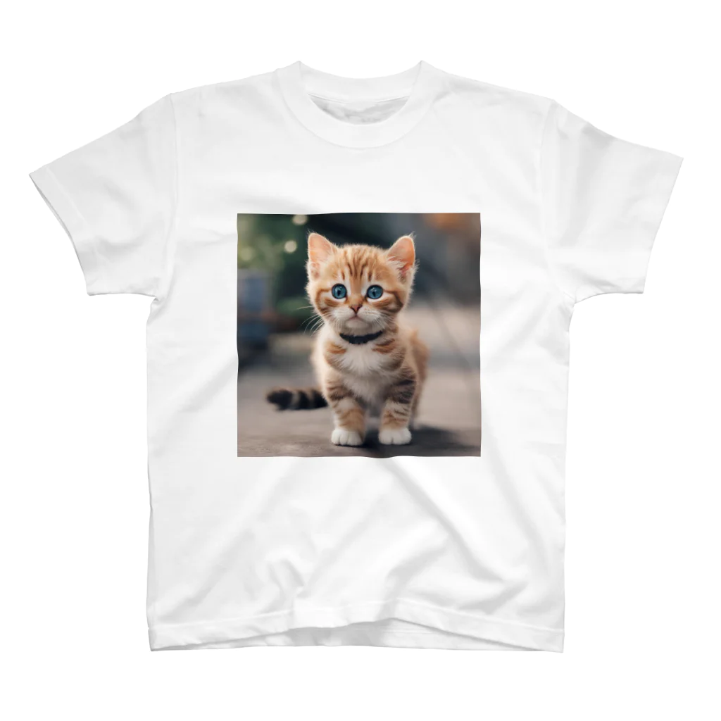 ラディアンス・ストアの可愛い猫ちゃん スタンダードTシャツ