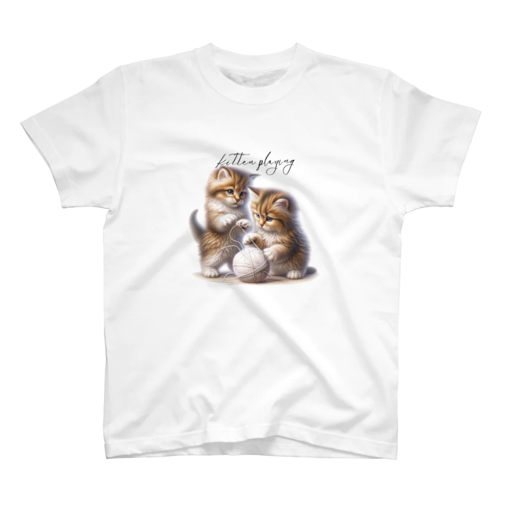 はんなり女史の毛糸玉と子猫 スタンダードTシャツ