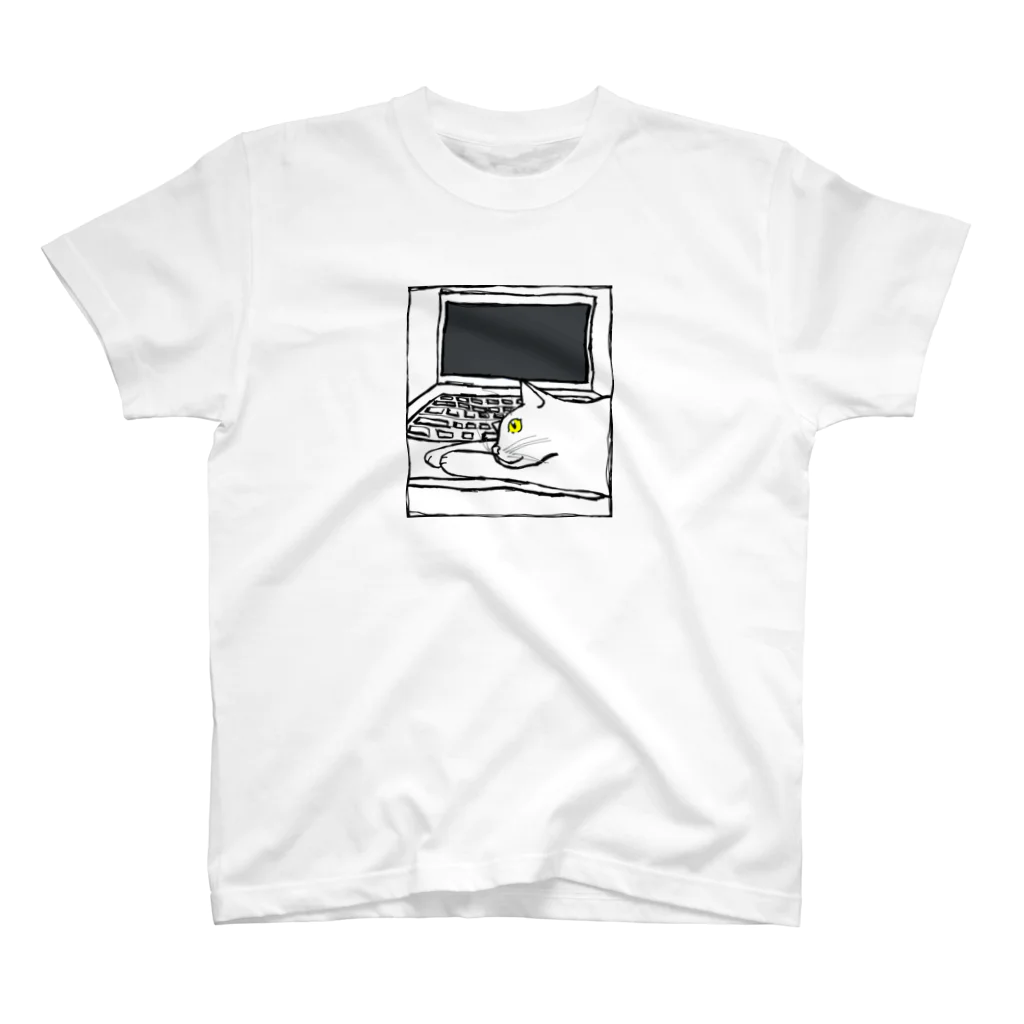 9livesworkの猫の手貸します。（黄色目） スタンダードTシャツ