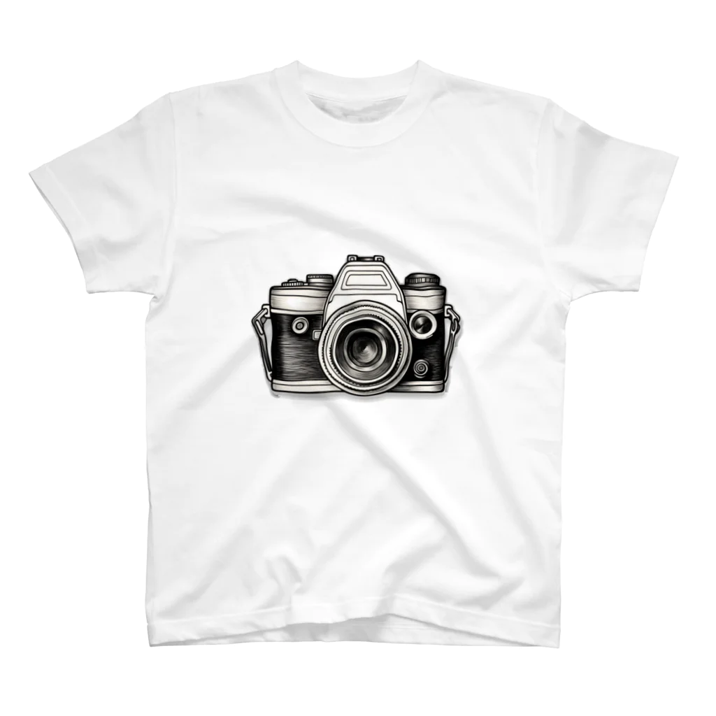 chihirororo888のカメラ Regular Fit T-Shirt