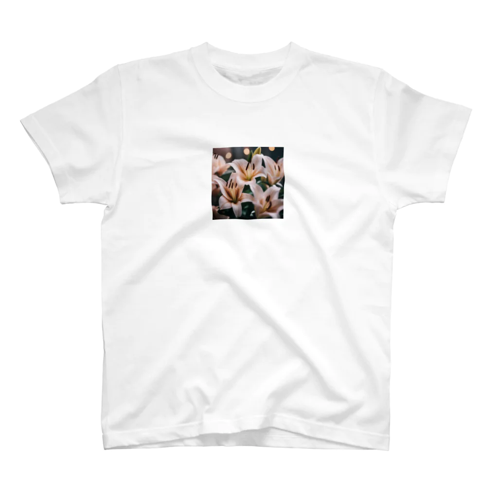 neat55のヒメユリの優雅な花弁 Regular Fit T-Shirt