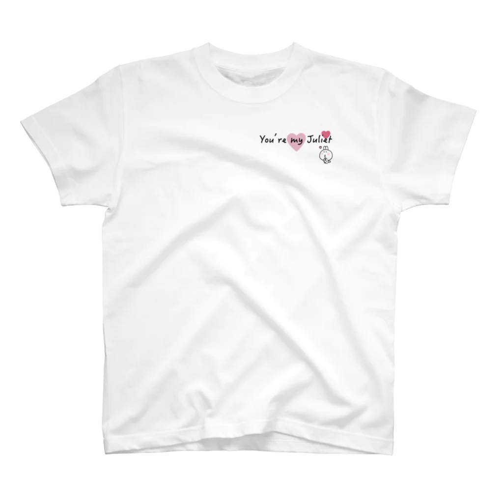mon shu shu もんしゅしゅのきゅんなうさちゃん　ロミオ&ジュリエット（ジュリエット）文字黒　ピンクハート Regular Fit T-Shirt