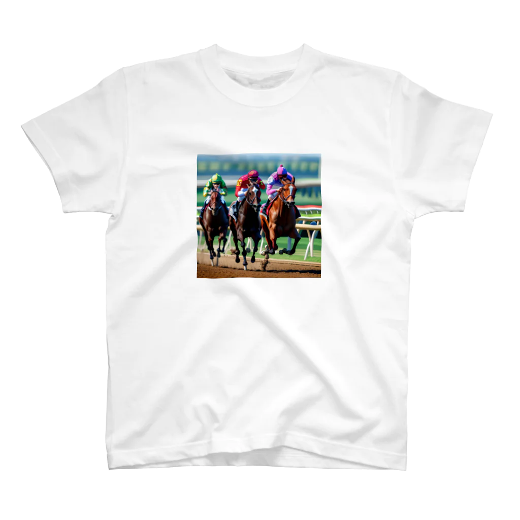 競馬大好きTBTショップ！の【競馬】熱狂的な大接戦が繰り広げられる瞬間！ スタンダードTシャツ