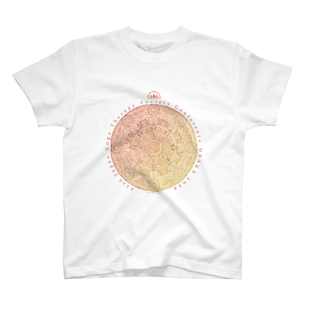 JAPAN_YOGA_THERAPY_SOCIETY_2024のMANDALA T-shirt (brown) ※Tシャツはホワイトをお選び下さい Regular Fit T-Shirt