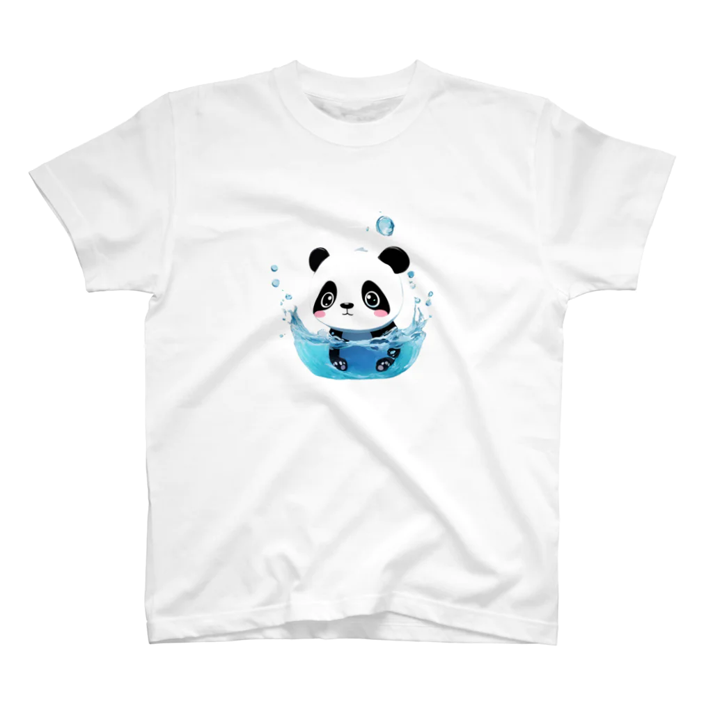 waterpandaの水に落ちるパンダ スタンダードTシャツ