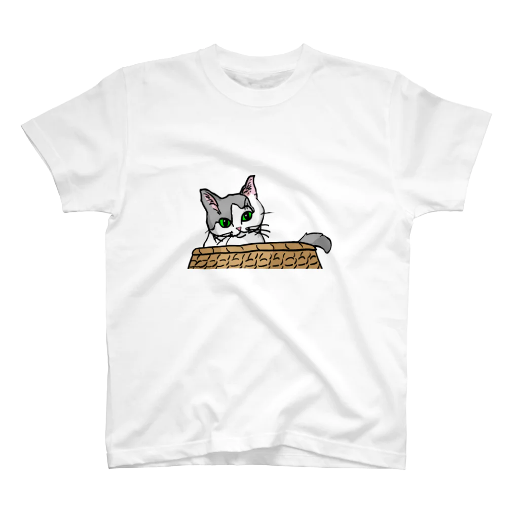 もちけらのひょっこり猫ちゃん。 スタンダードTシャツ