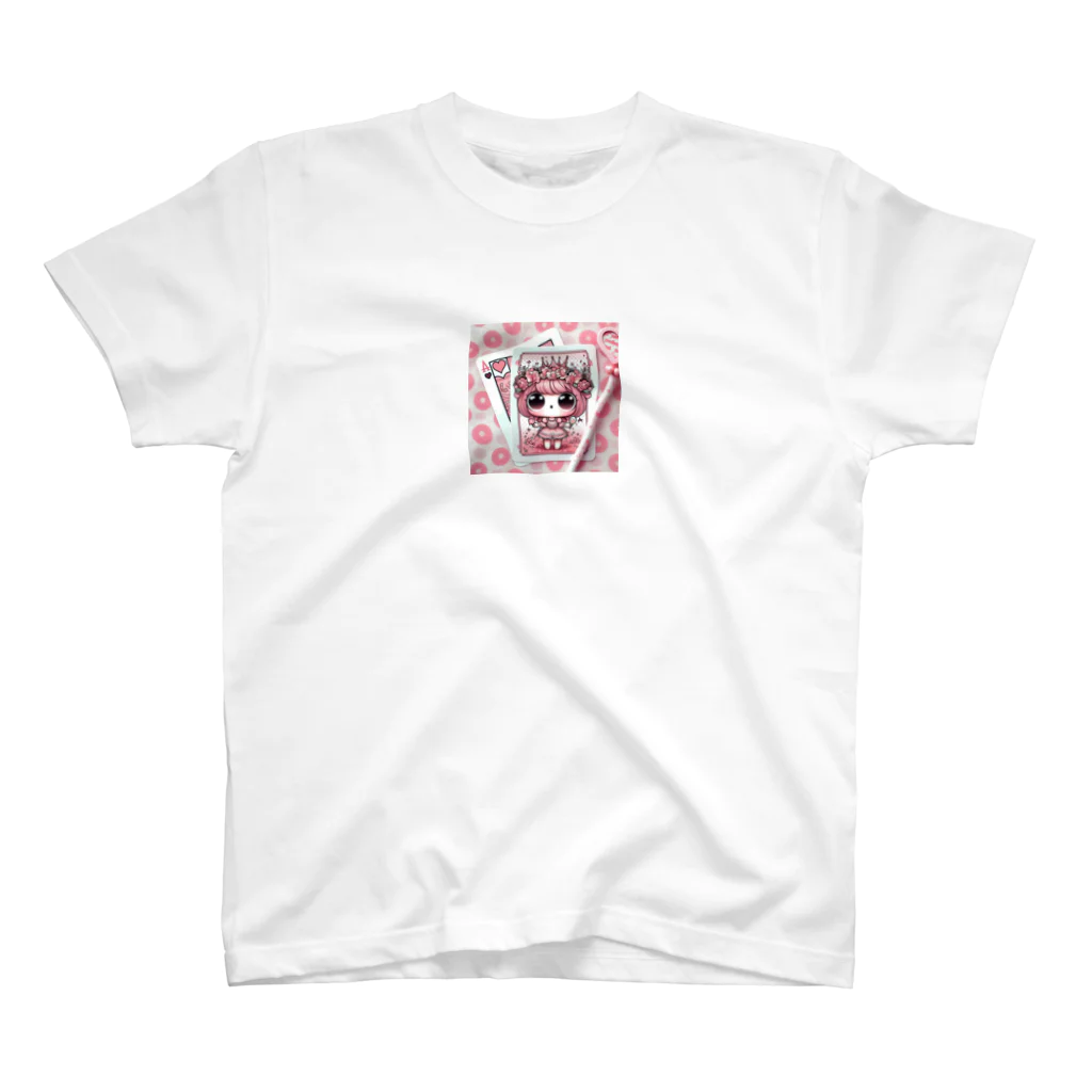 ぴーすけ🃏【ポーカーグッズ】の可愛いハートAちゃん Regular Fit T-Shirt