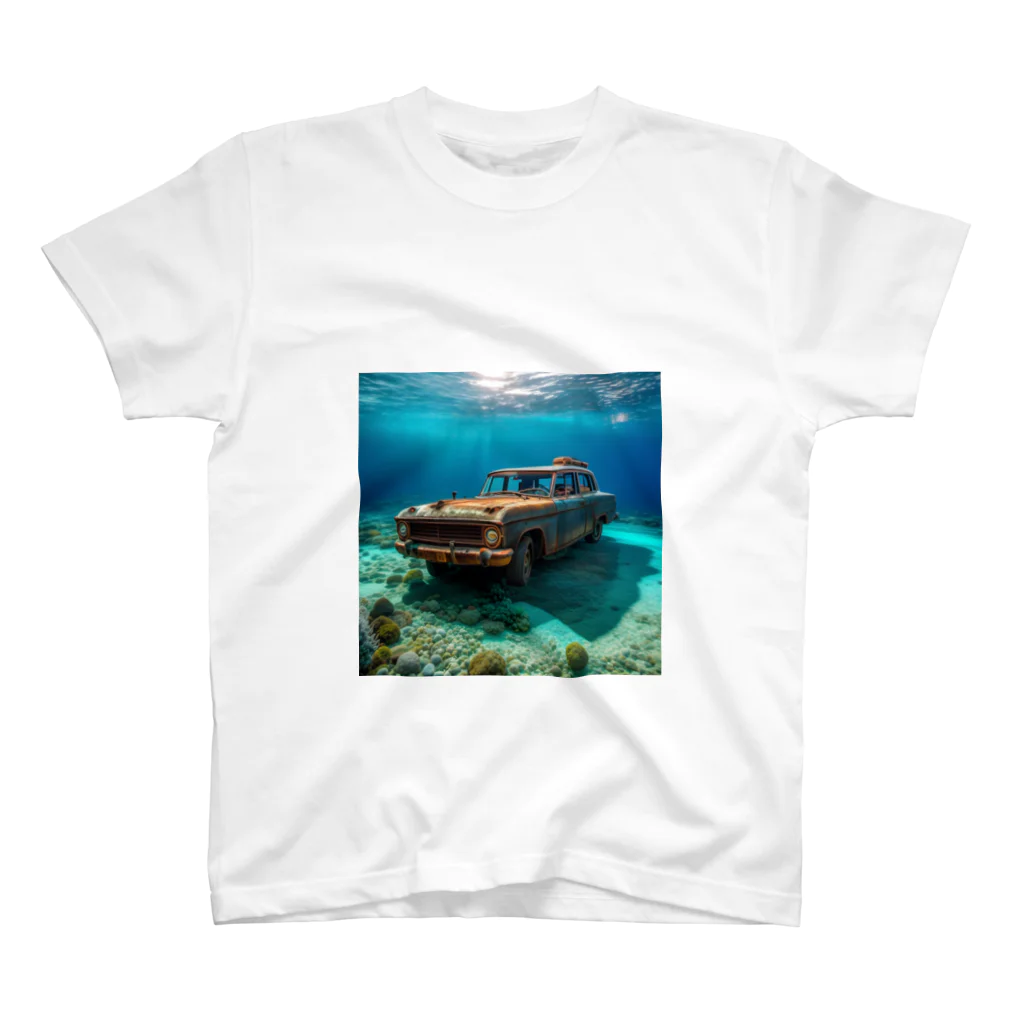 kuwayaの海底に沈む車 スタンダードTシャツ