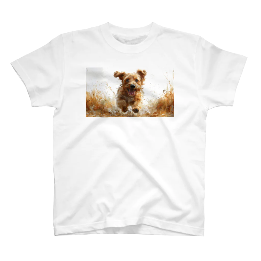 G.O.A.T.designの愛犬がこちらに駆け寄ってくる スタンダードTシャツ