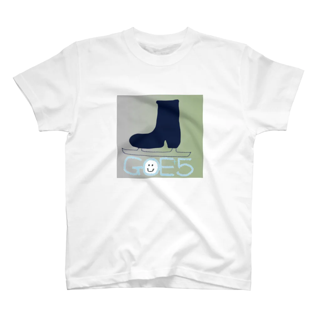 chyumonの黒フィギュアスケート靴GOE+5 Regular Fit T-Shirt