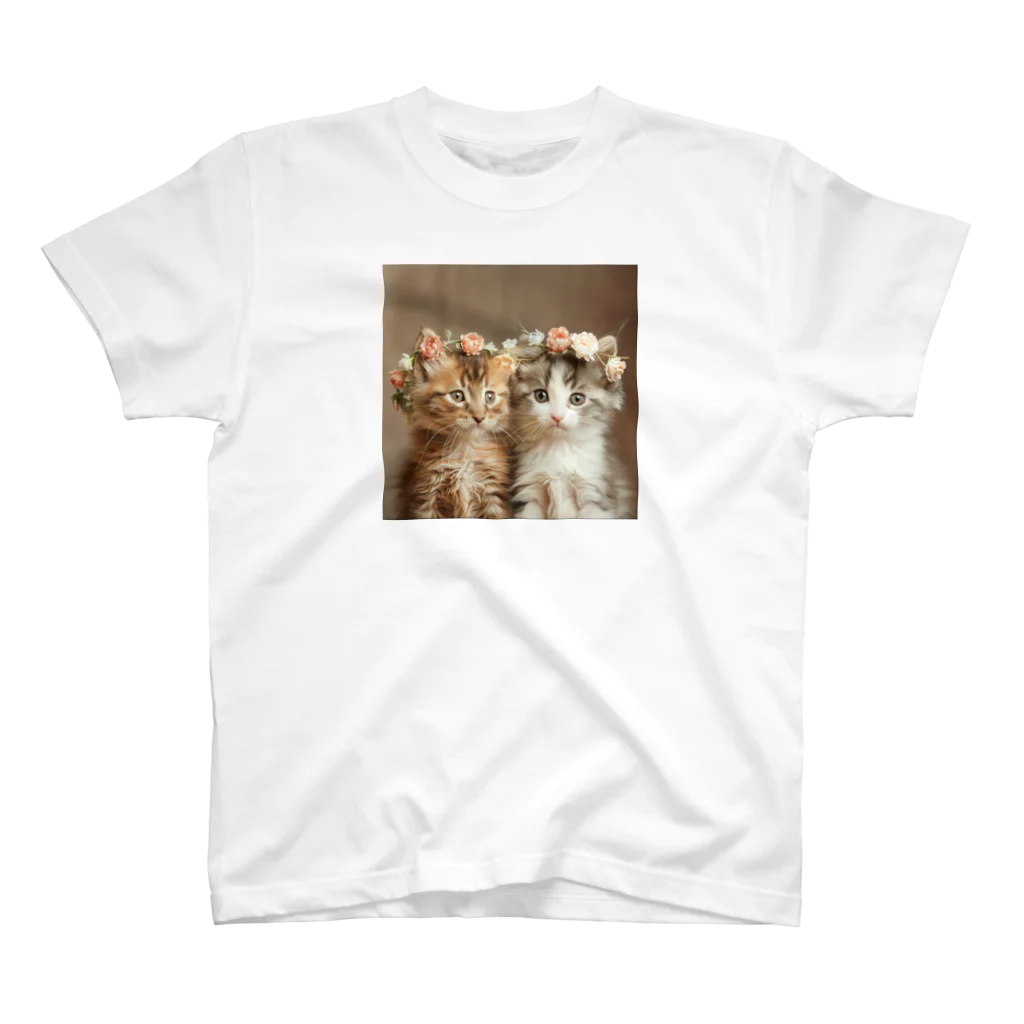 AQUAMETAVERSEの花のティアラをつけた子猫達　ラフルール　1859 スタンダードTシャツ