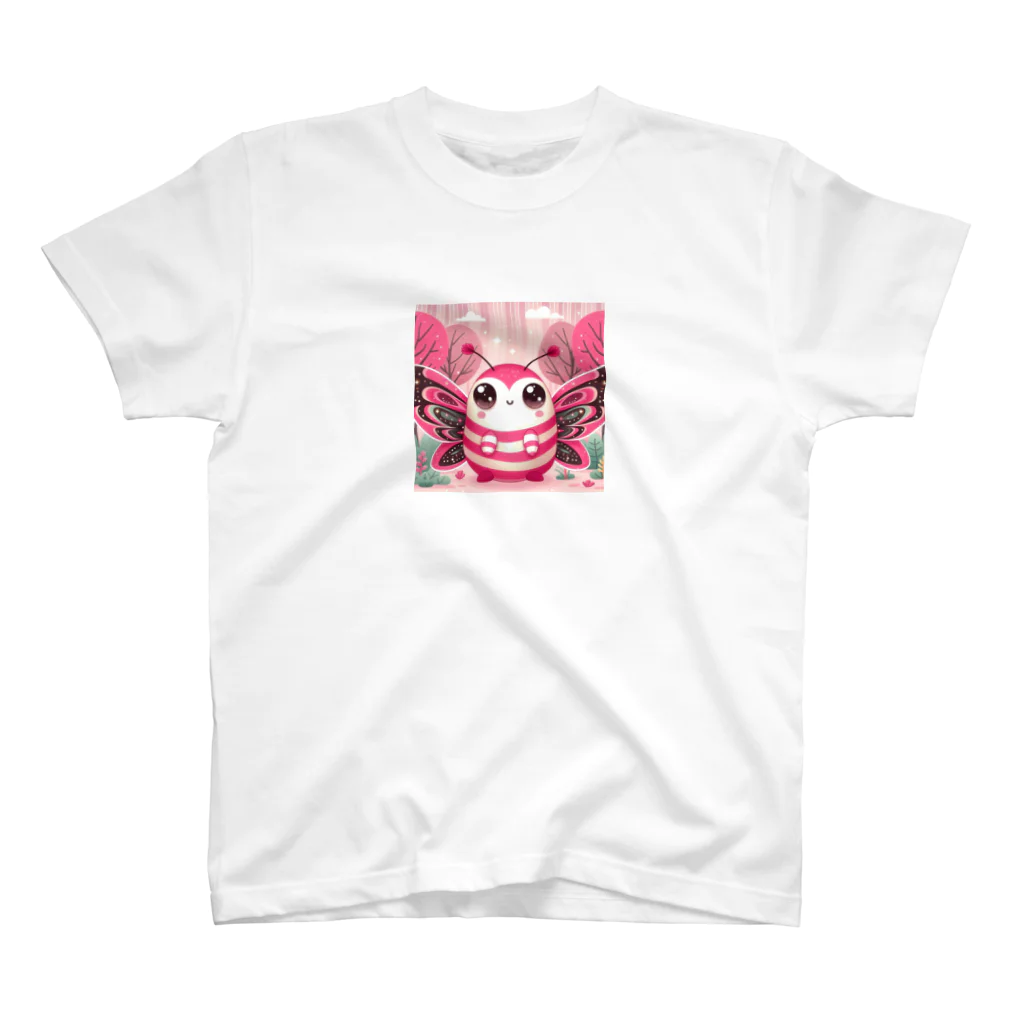 ゴマゴマ5050のピンク色の妖精が、そのかわいらしい大きな目であなたを見つめています Regular Fit T-Shirt