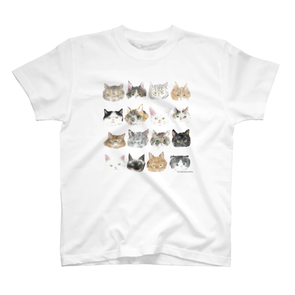 minakawanekoのきょとん顔の猫たち Regular Fit T-Shirt