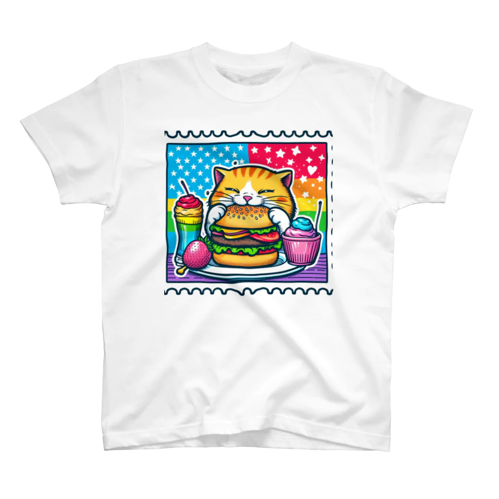 cat_burger_streetの若者ウケを狙ったハンバーガーを食べる猫 スタンダードTシャツ