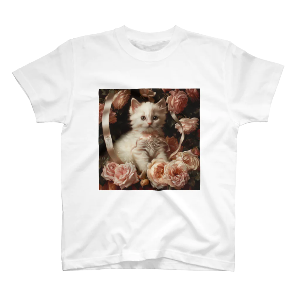 チャーミング・キャット・クローゼットの子猫のしらたまちゃん Regular Fit T-Shirt