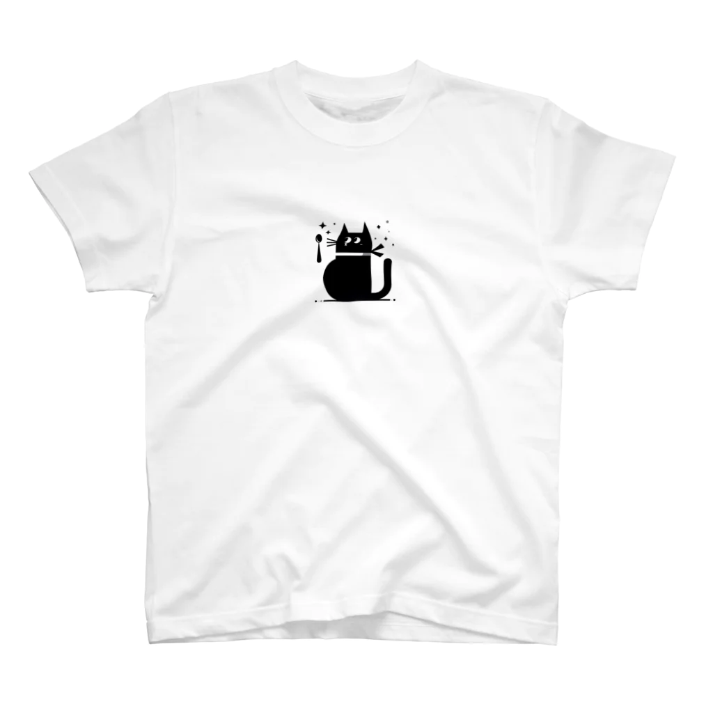 西野んカンパニーの満たされた黒猫 Regular Fit T-Shirt