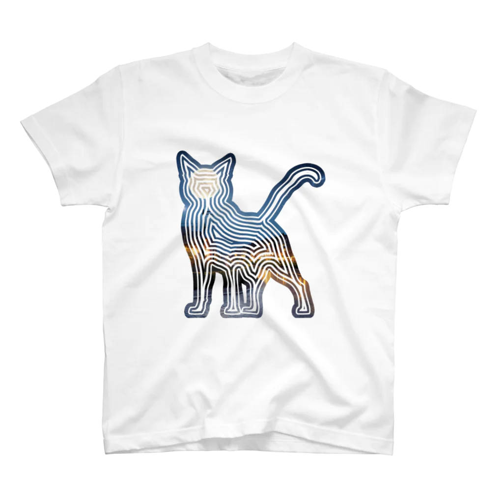 猫との風景の風景_夜景と猫002 Regular Fit T-Shirt