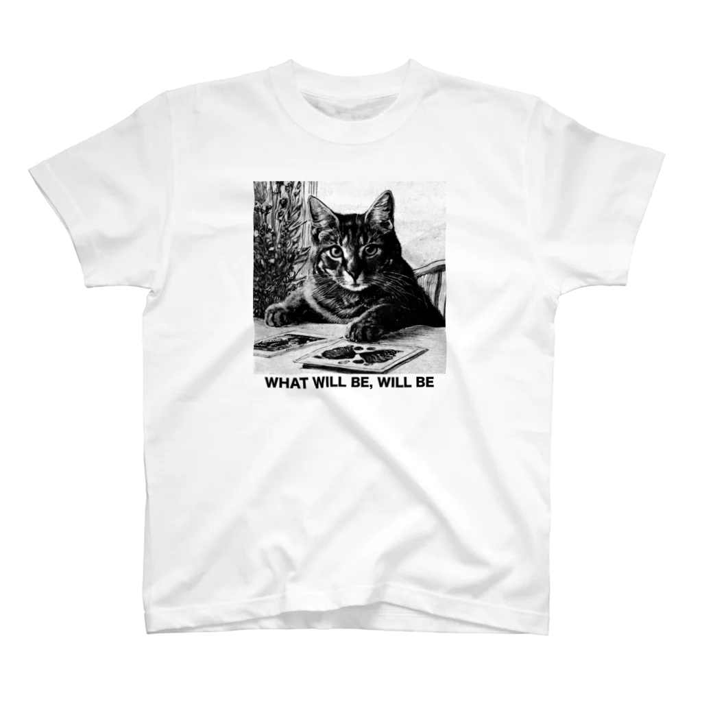黒猫ファブリックのWhat will be, will be（なるようになるさ） Regular Fit T-Shirt