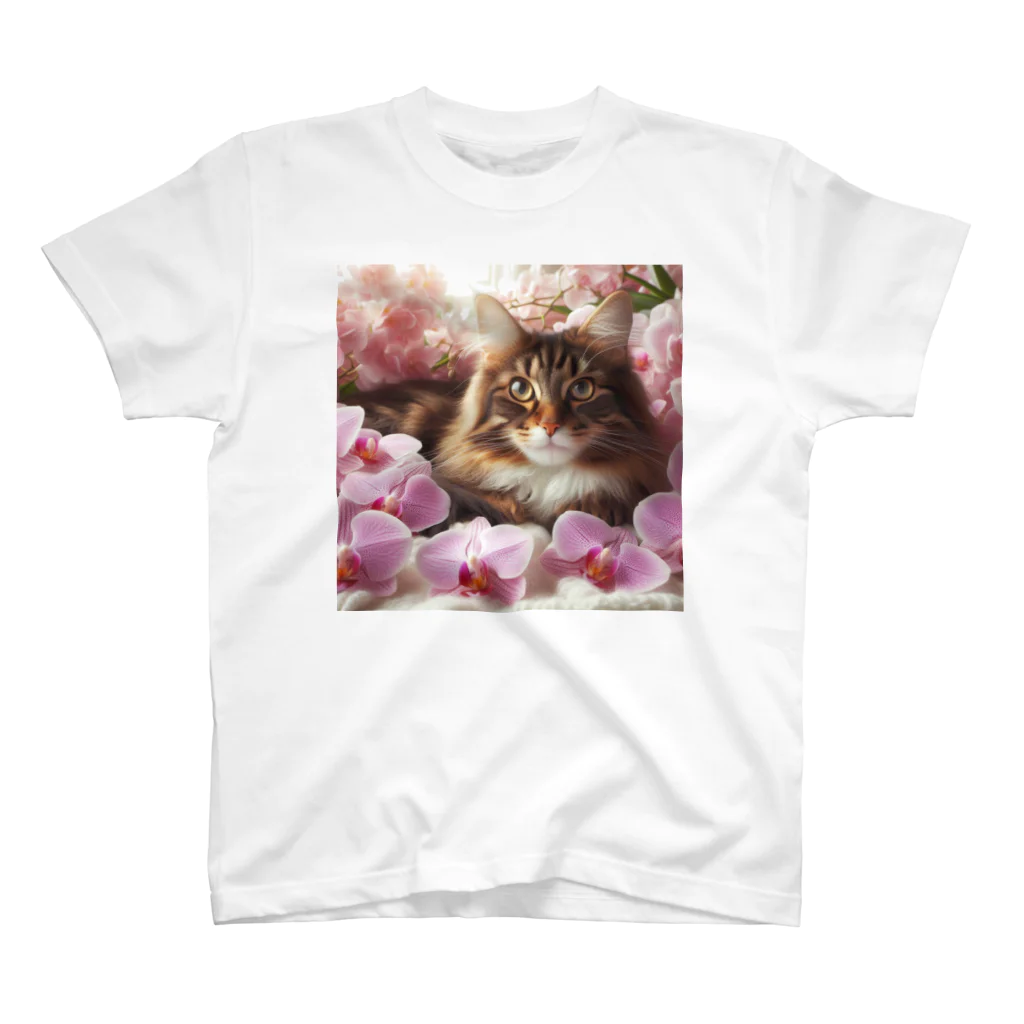 Y m @Y's shopの猫と胡蝶蘭 Regular Fit T-Shirt