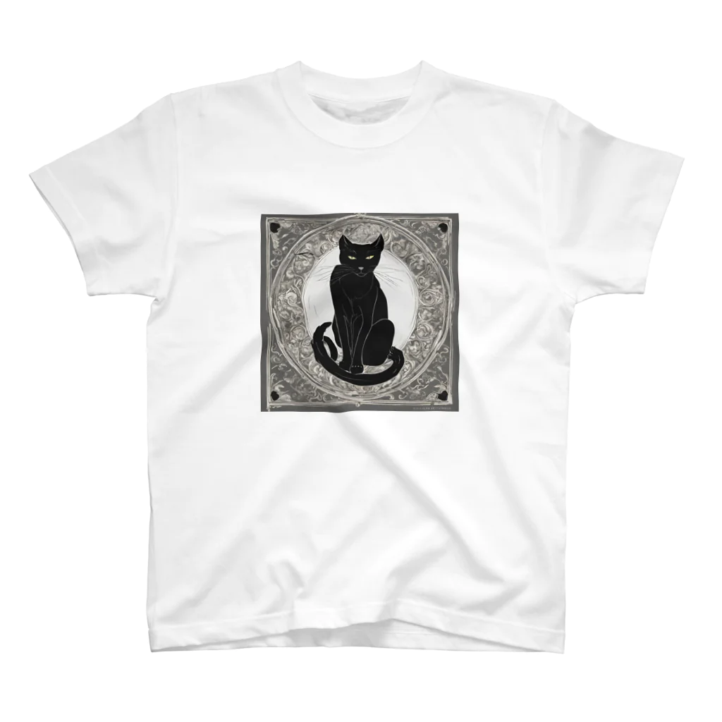 動物デザイングッズの黒猫 Regular Fit T-Shirt