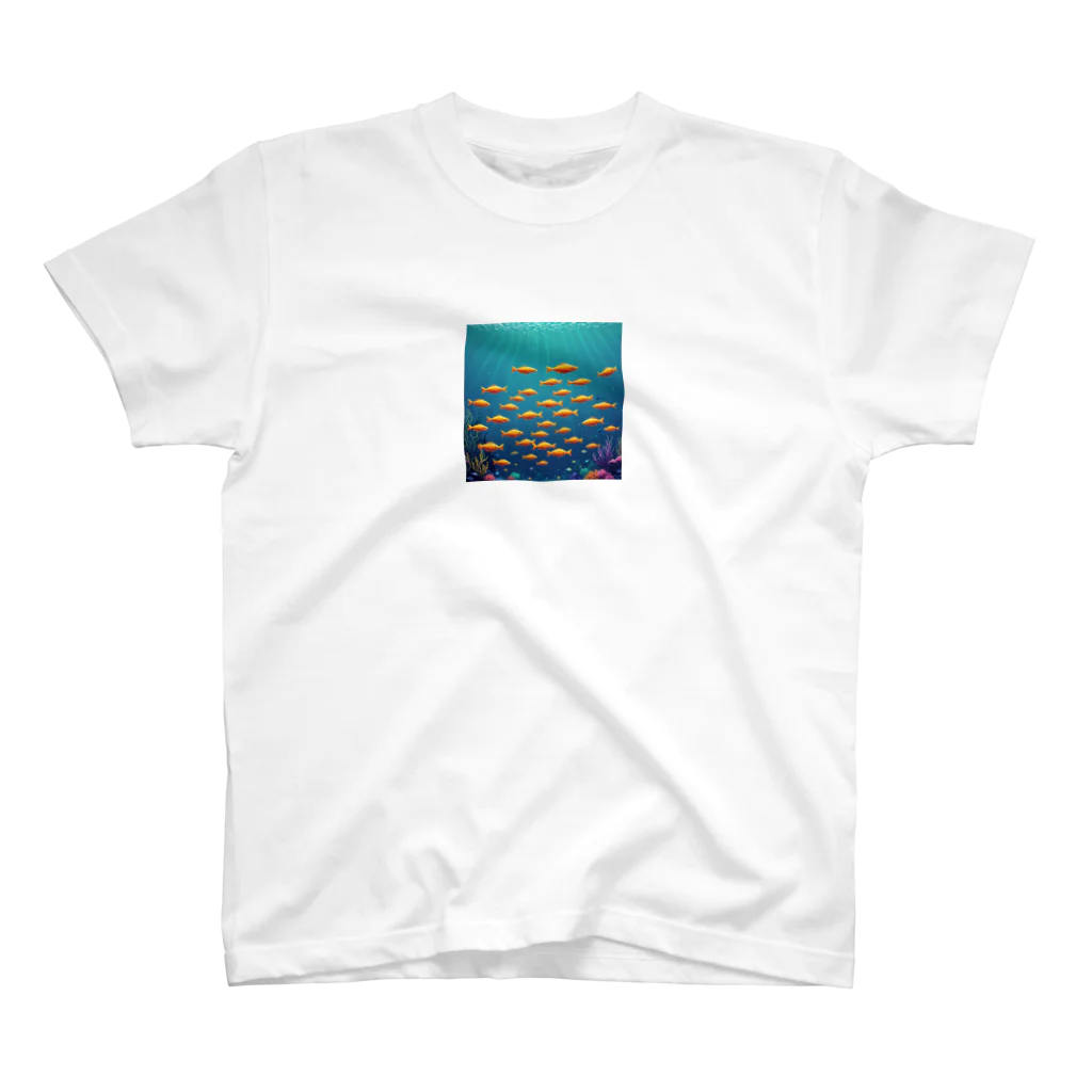 takekoputaの海中を泳ぐ魚のひれ スタンダードTシャツ