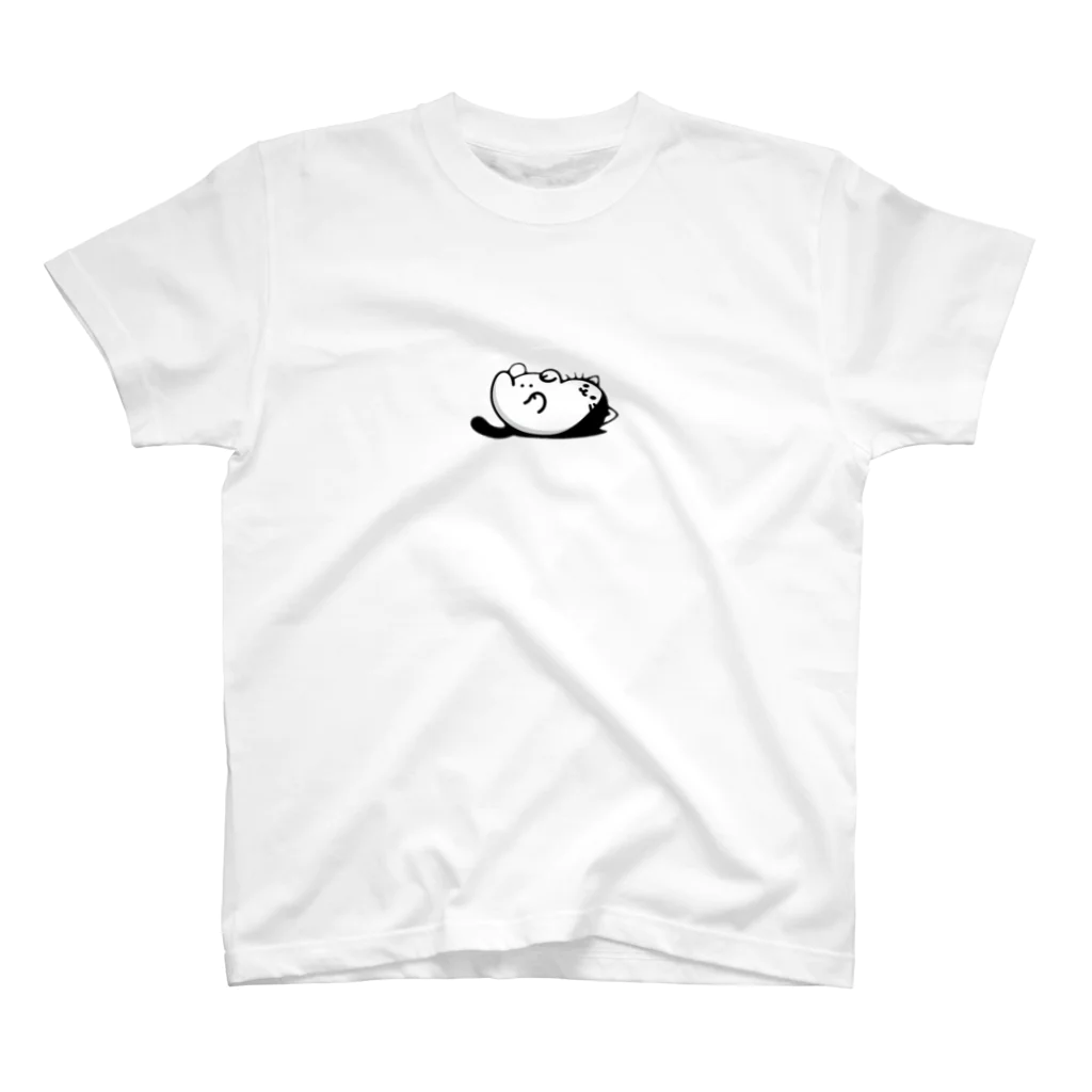 ゆるねこshopのお腹のでてる猫1 スタンダードTシャツ