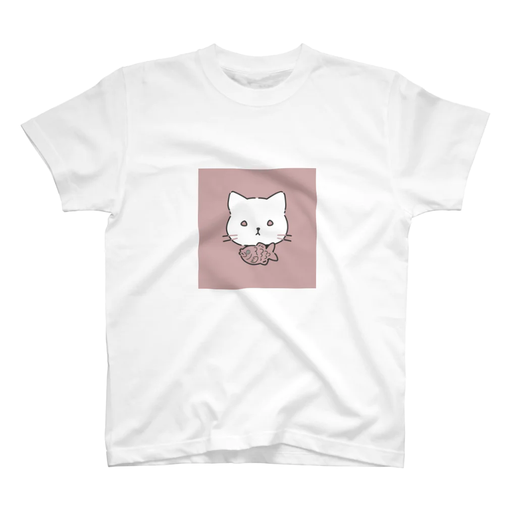 ろきそにんちゃんのたい(やき)をつけたねこ【レッド】 スタンダードTシャツ