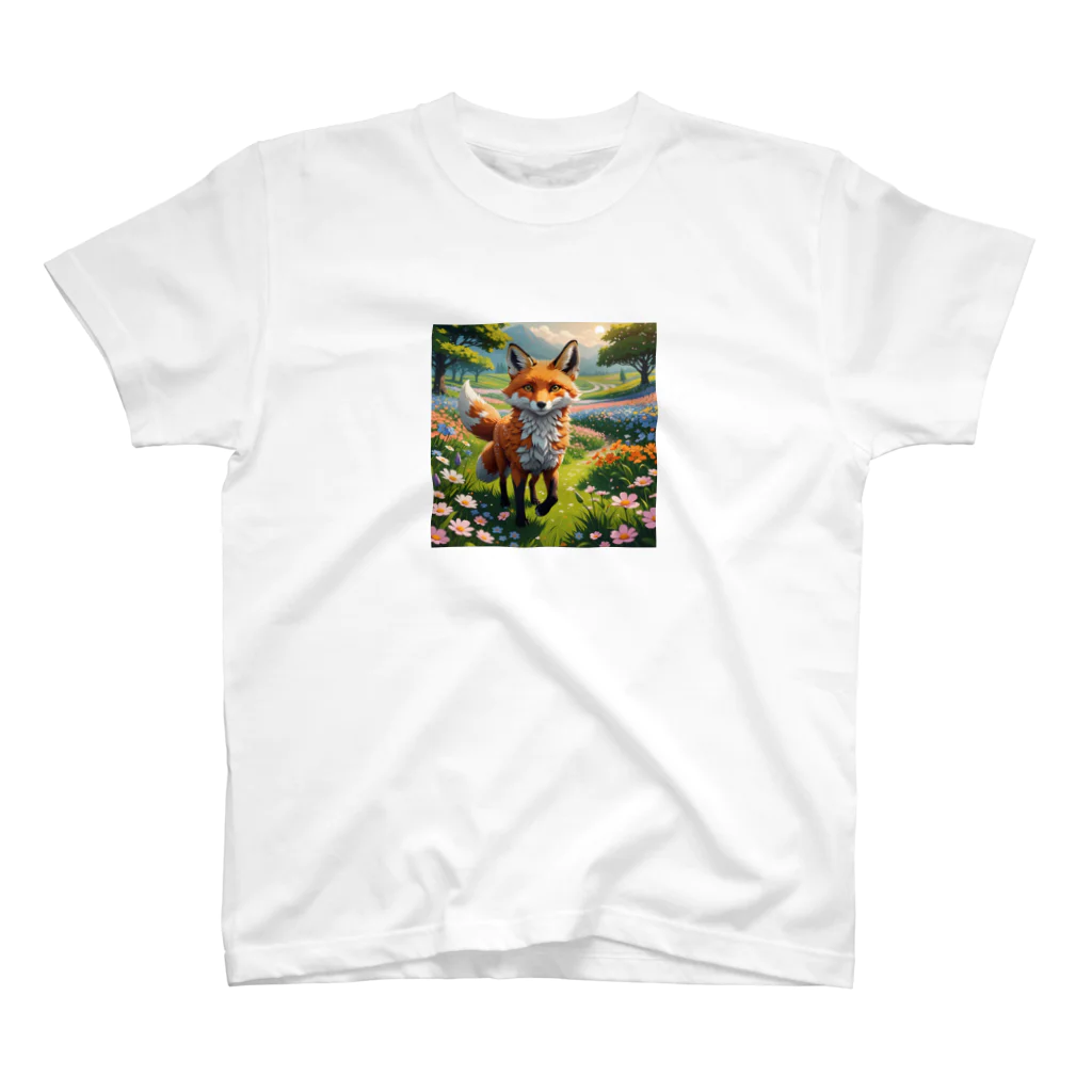 Enchanted Charm EmporiumのPetal Fox ("ペタルフォックス") Regular Fit T-Shirt