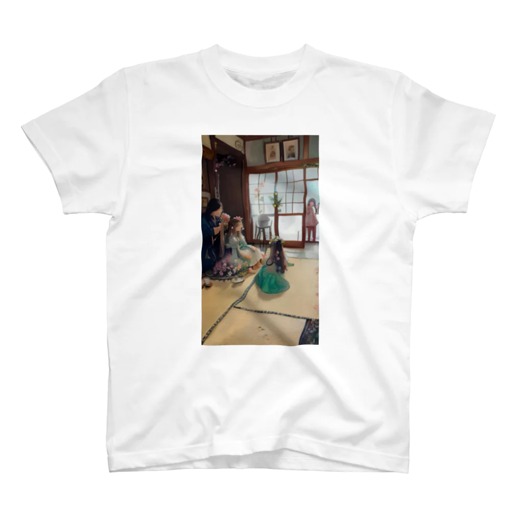SNOOPYの子ども部屋のお姫様ごっこ Regular Fit T-Shirt