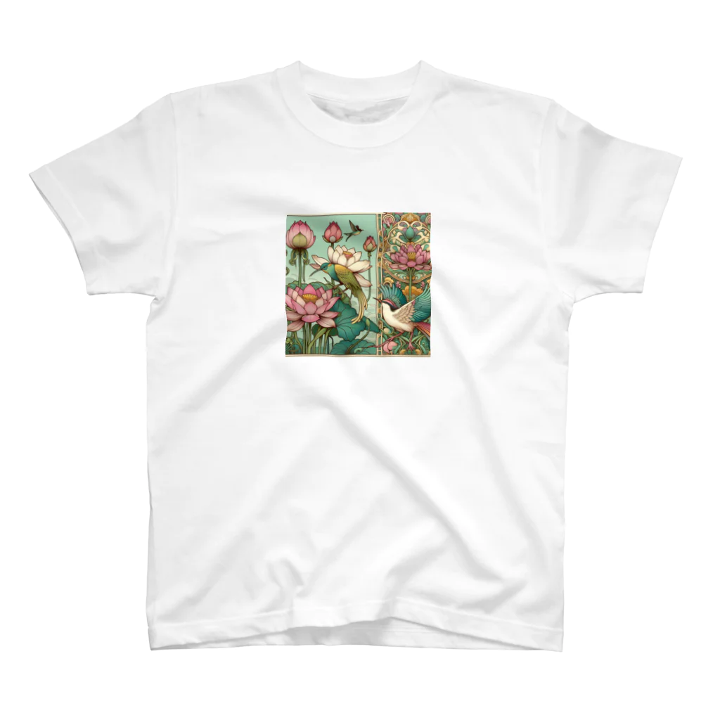 nico251の蓮の花と美しい鳥 Regular Fit T-Shirt