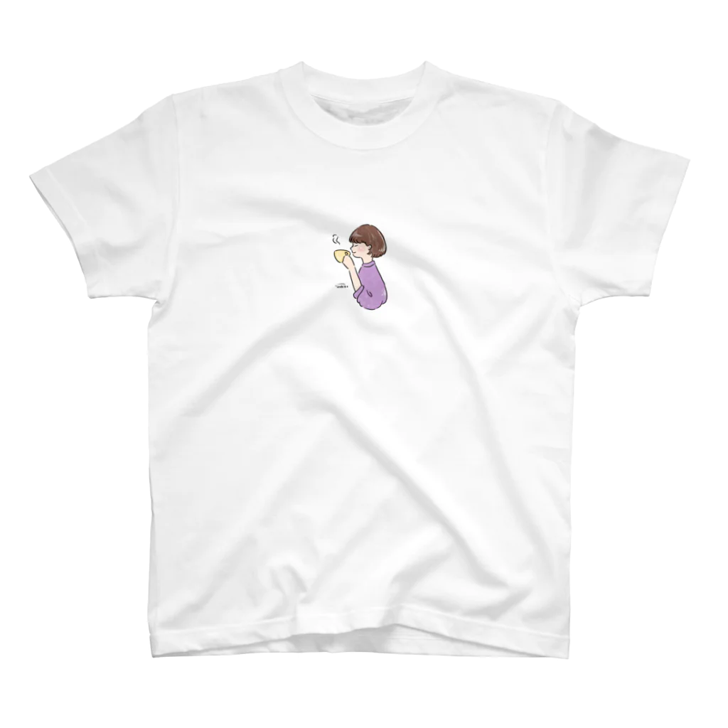 Sakikoのほっとひと息つく女の子　紫芋 スタンダードTシャツ
