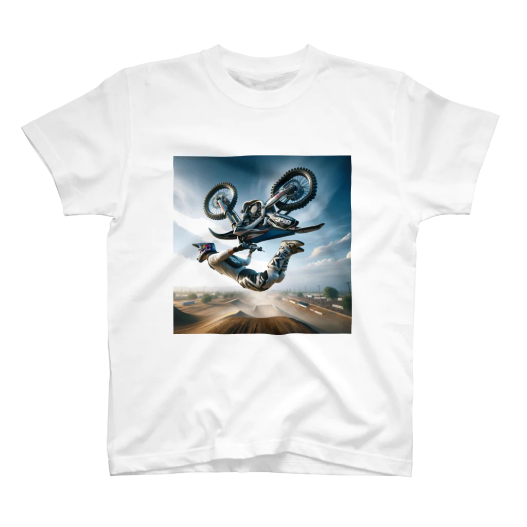 Bikers' Galleryの迫力満点 フリースタイルモトクロス バックフリップ ポスター – エクストリームスポーツ アート Regular Fit T-Shirt