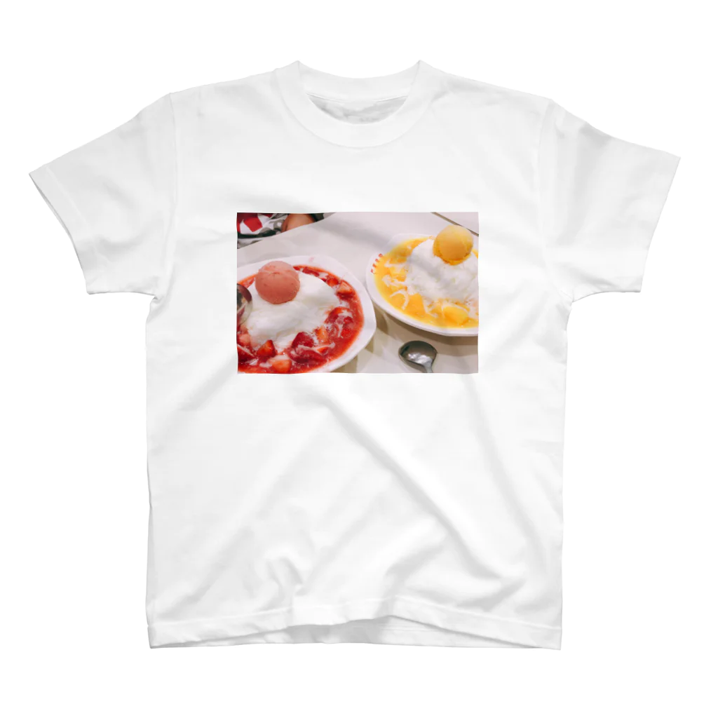 りきの台湾で食べたかき氷 スタンダードTシャツ