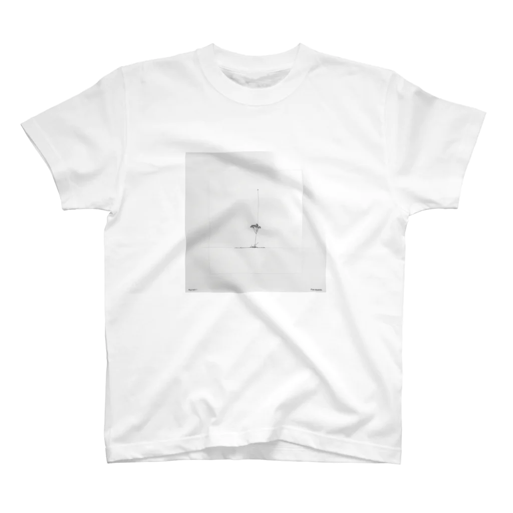 NT57(no title 57)のコンクリートジャングル Regular Fit T-Shirt