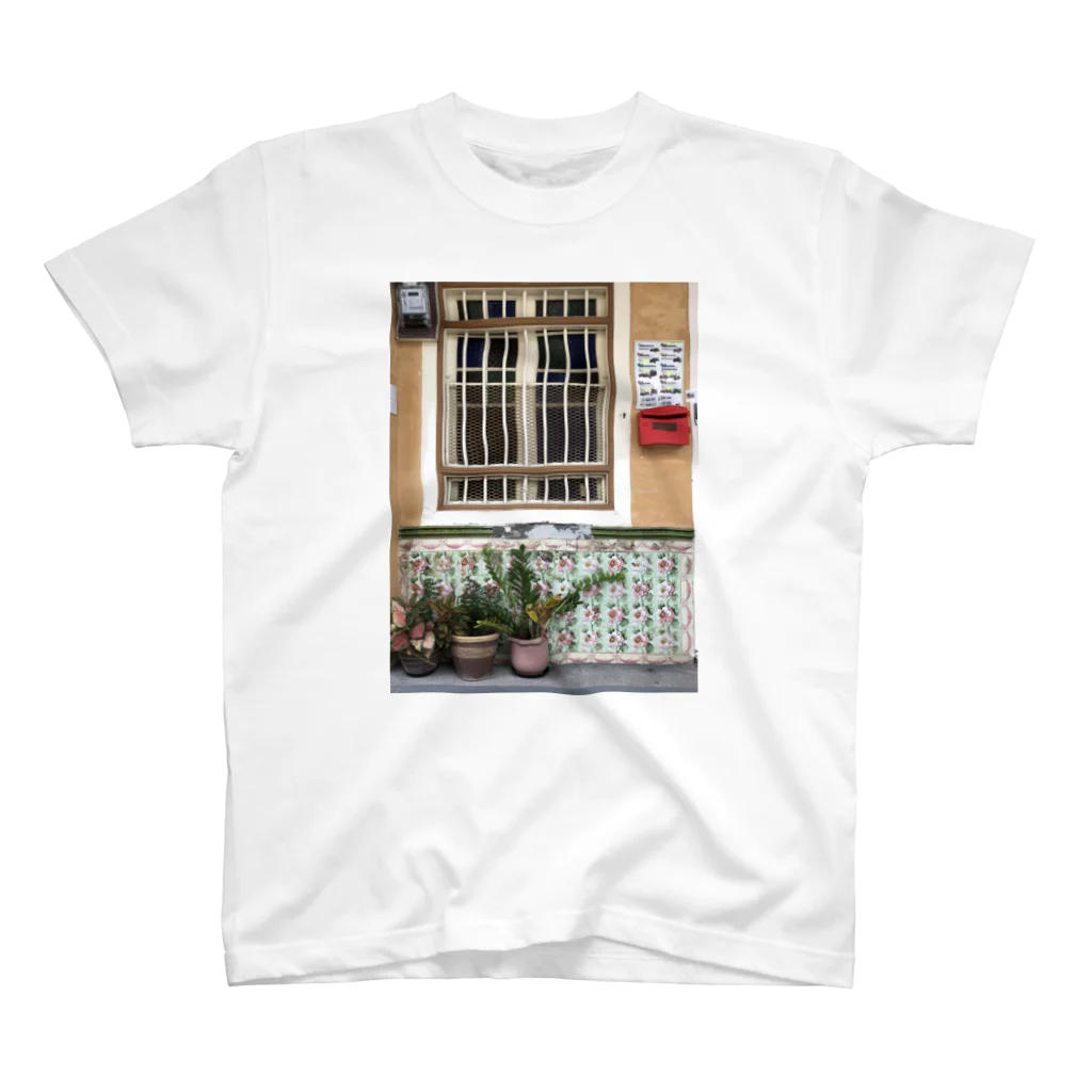 NonnonのGeorge town スタンダードTシャツ