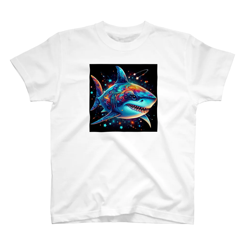 momoart8888の宇宙を泳ぐサメ君🦈💫🌠 スタンダードTシャツ