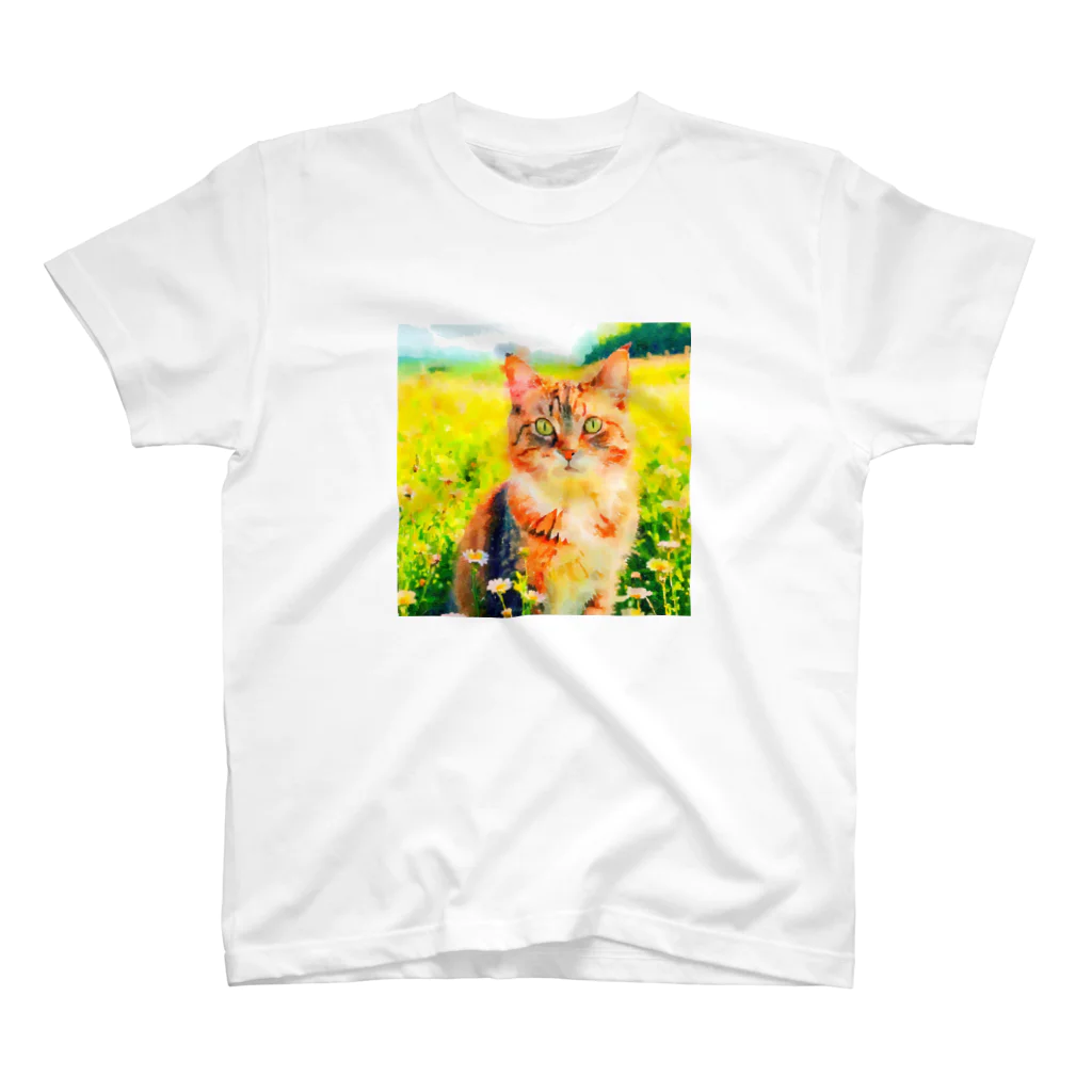 猫好きの谷の猫の水彩画/花畑のマンクスねこのイラスト/キジトラネコ Regular Fit T-Shirt